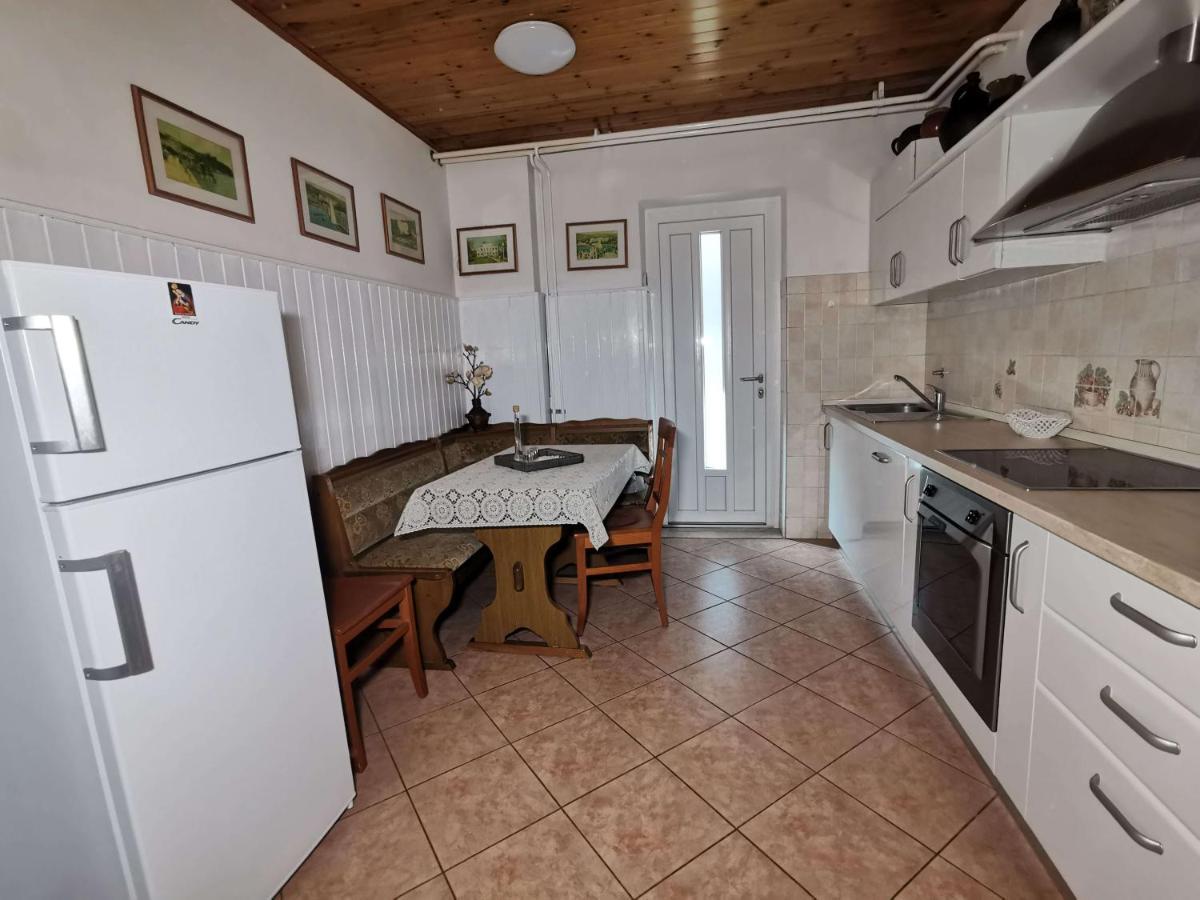Ferienwohnung Pri Noni "Istracycle" Lucija Exterior foto