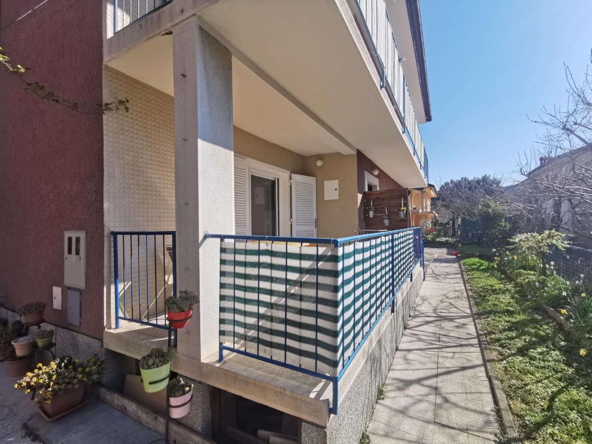Ferienwohnung Pri Noni "Istracycle" Lucija Exterior foto